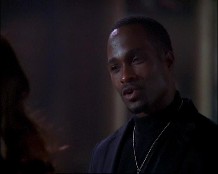 Charmed-Online-dot-net_802MaliceInWonderland1422.jpg