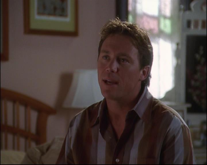 Charmed-Online-dot-net_802MaliceInWonderland1493.jpg