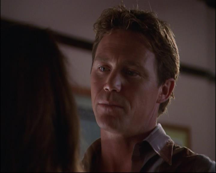 Charmed-Online-dot-net_802MaliceInWonderland1556.jpg