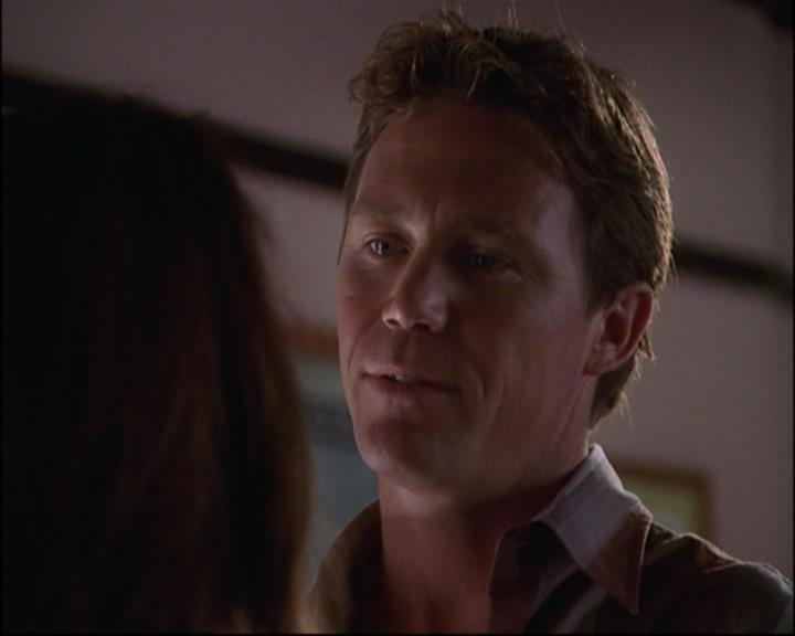 Charmed-Online-dot-net_802MaliceInWonderland1558.jpg