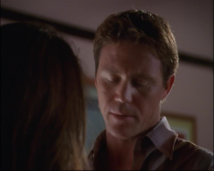 Charmed-Online-dot-net_802MaliceInWonderland1571.jpg