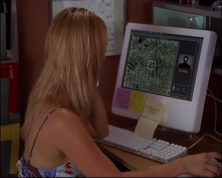 Charmed-Online-dot-net_802MaliceInWonderland1778.jpg