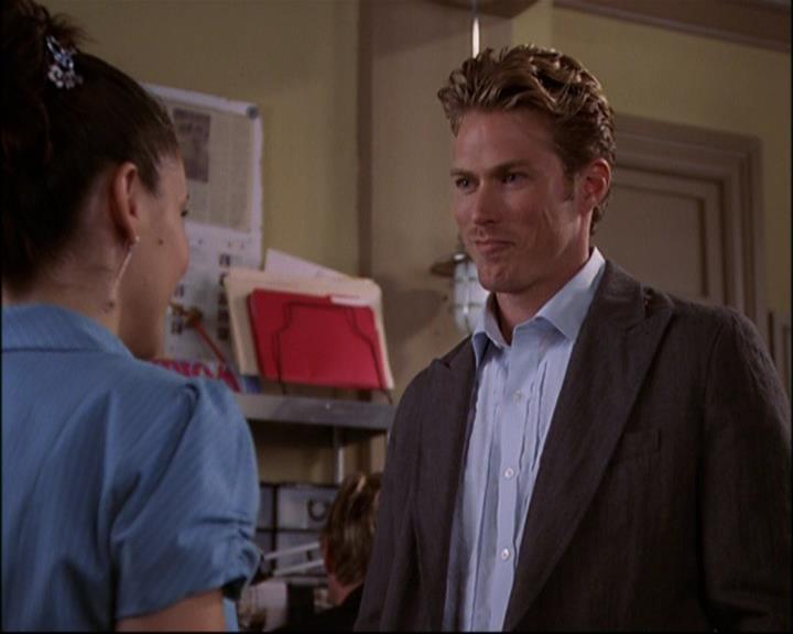 Charmed-Online-dot-net_802MaliceInWonderland1810.jpg