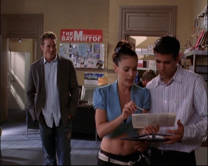 Charmed-Online-dot-net_802MaliceInWonderland1818.jpg