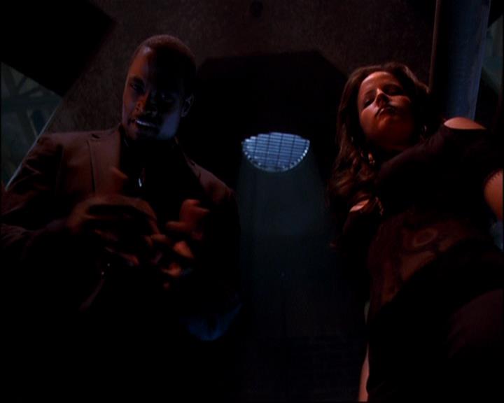 Charmed-Online-dot-net_802MaliceInWonderland1984.jpg