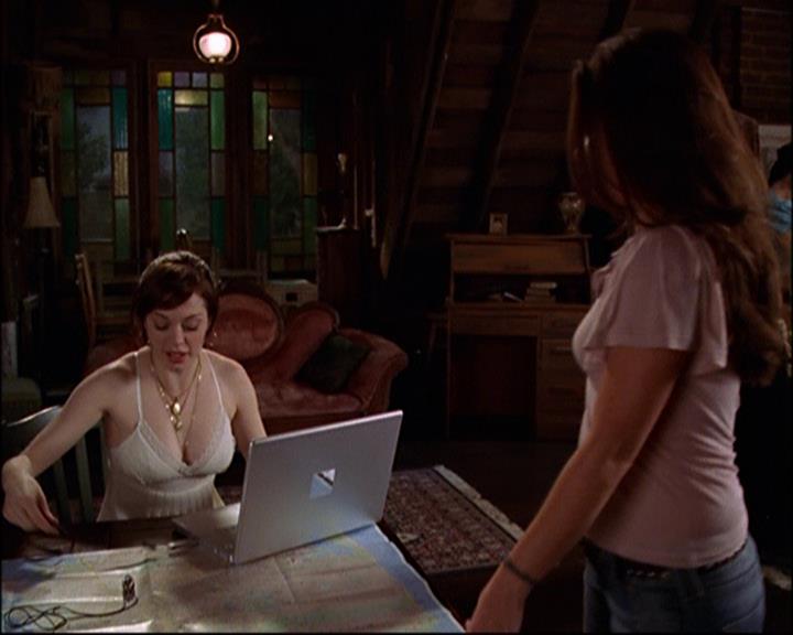 Charmed-Online-dot-net_802MaliceInWonderland2015.jpg