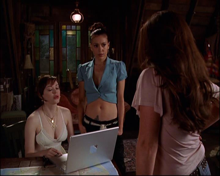 Charmed-Online-dot-net_802MaliceInWonderland2038.jpg