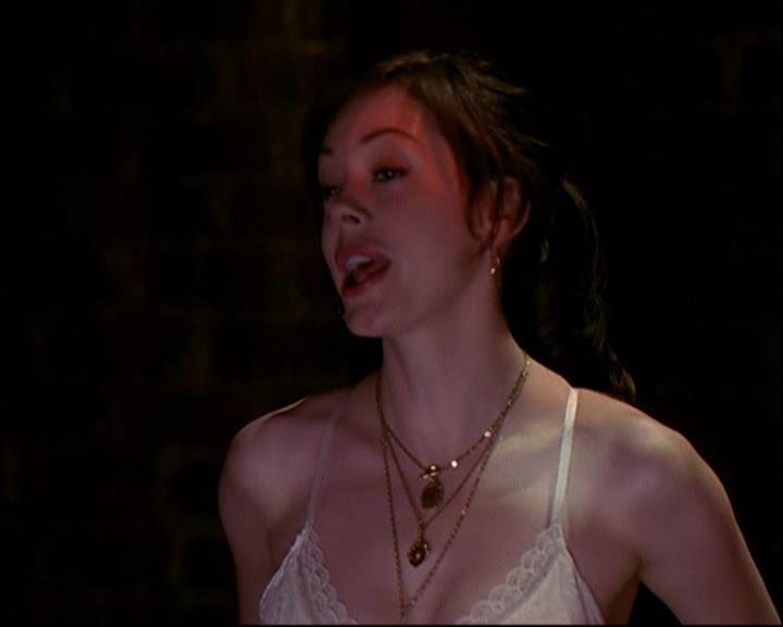 Charmed-Online-dot-net_802MaliceInWonderland2163.jpg