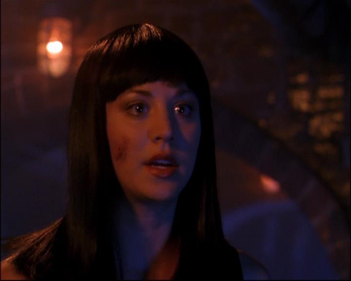 Charmed-Online-dot-net_802MaliceInWonderland2169.jpg
