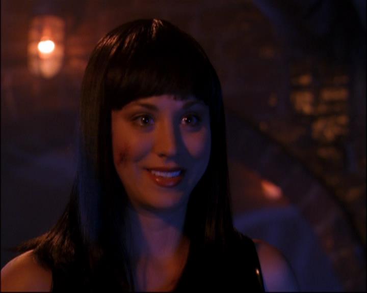 Charmed-Online-dot-net_802MaliceInWonderland2176.jpg