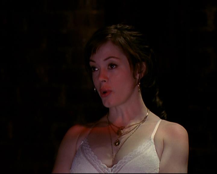 Charmed-Online-dot-net_802MaliceInWonderland2180.jpg