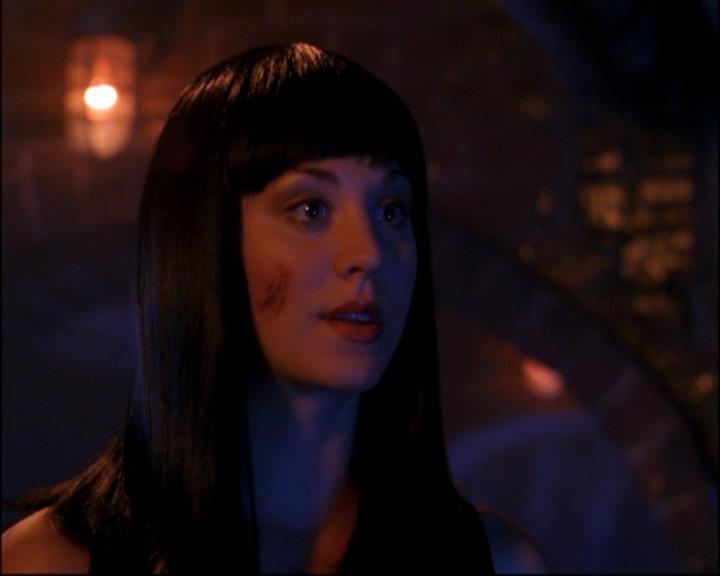 Charmed-Online-dot-net_802MaliceInWonderland2193.jpg