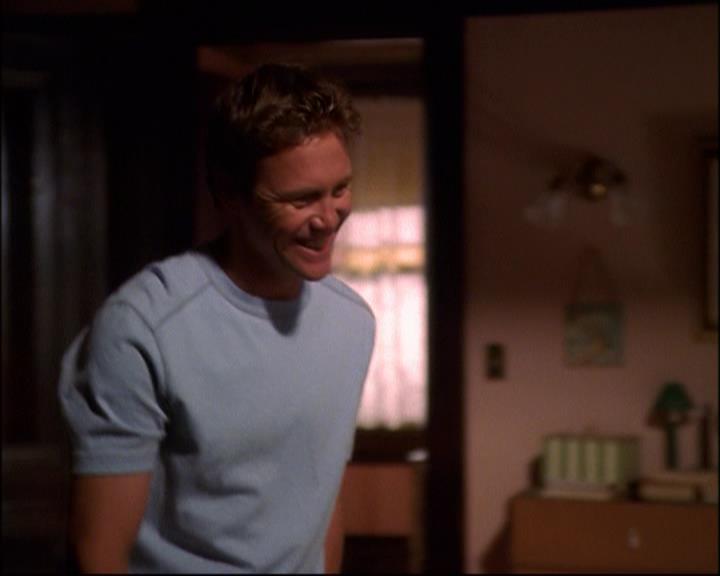 Charmed-Online-dot-net_802MaliceInWonderland2229.jpg