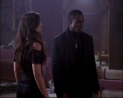 Charmed-Online-dot-net_802MaliceInWonderland1404.jpg