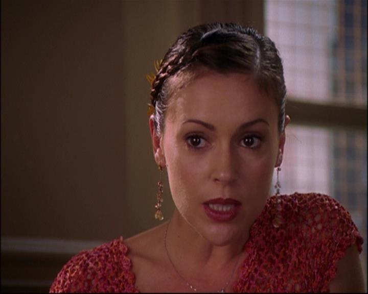 Charmed-Online-dot-net_803RunPiperRun0786.jpg
