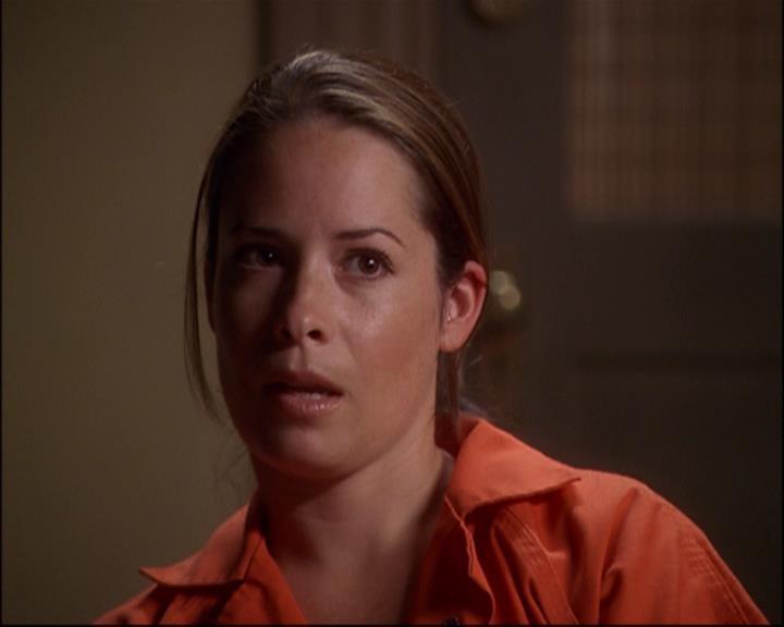 Charmed-Online-dot-net_803RunPiperRun1091.jpg
