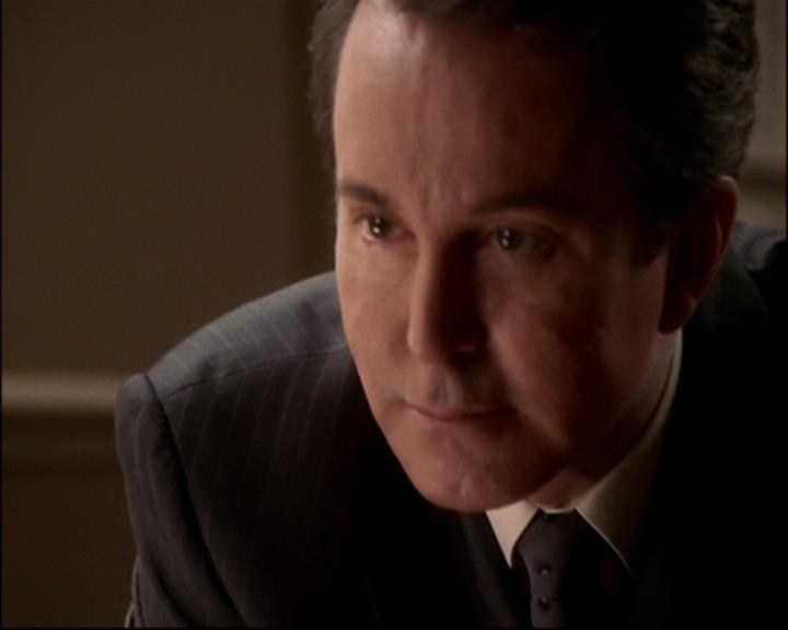 Charmed-Online-dot-net_803RunPiperRun1125.jpg