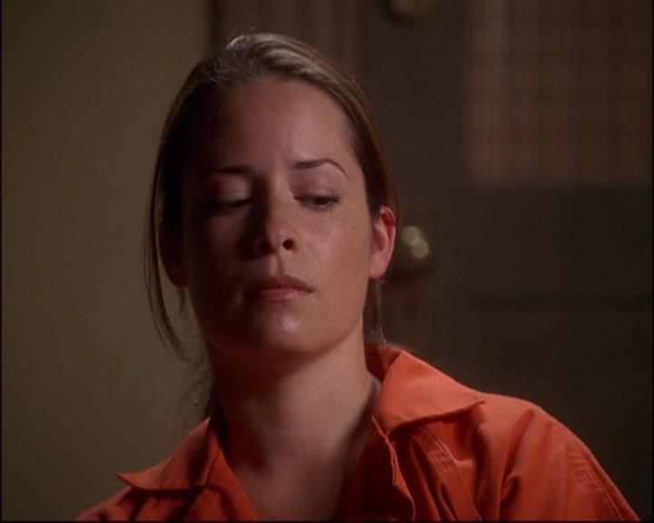 Charmed-Online-dot-net_803RunPiperRun1129.jpg