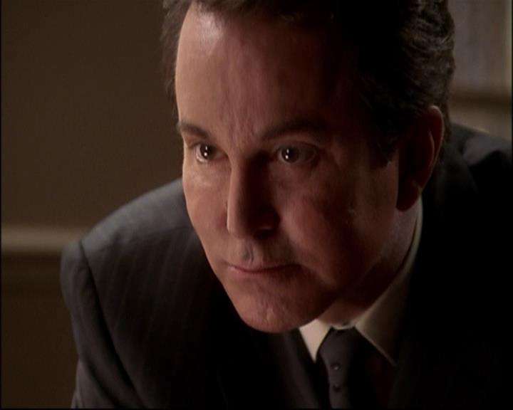 Charmed-Online-dot-net_803RunPiperRun1131.jpg
