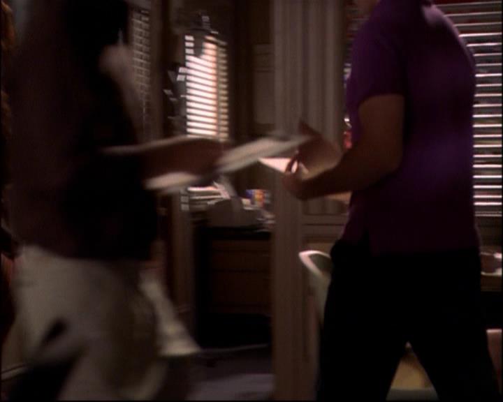 Charmed-Online-dot-net_803RunPiperRun1147.jpg