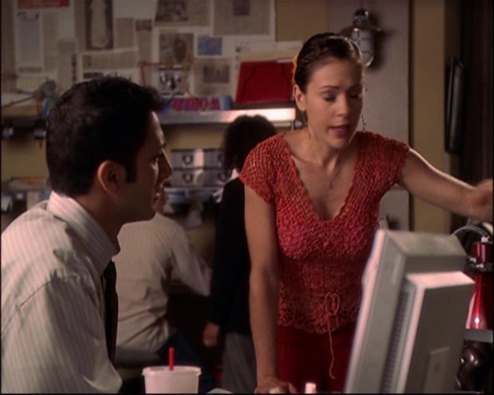 Charmed-Online-dot-net_803RunPiperRun1196.jpg Charmed-Online-dot-net_803RunPiperRun1196.jpg