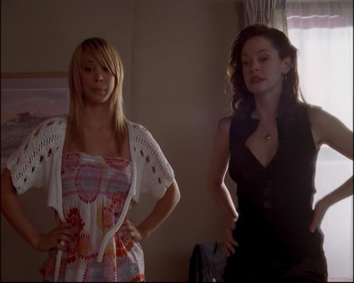 Charmed-Online-dot-net_803RunPiperRun1256.jpg