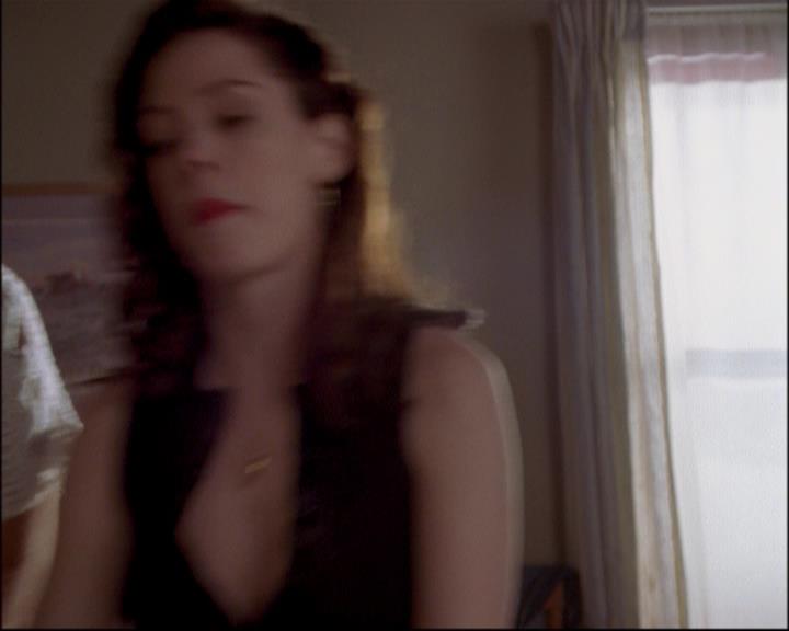 Charmed-Online-dot-net_803RunPiperRun1257.jpg