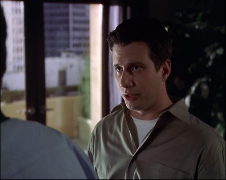 Charmed-Online-dot-net_803RunPiperRun1340.jpg