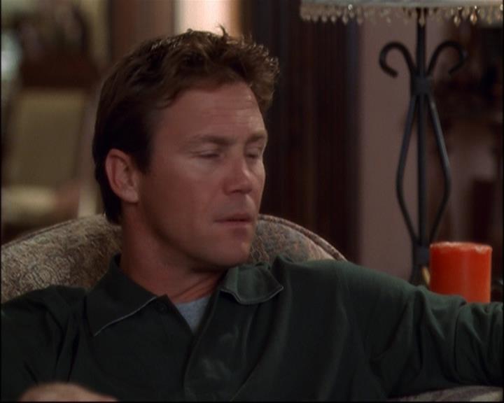 Charmed-Online-dot-net_803RunPiperRun1424.jpg