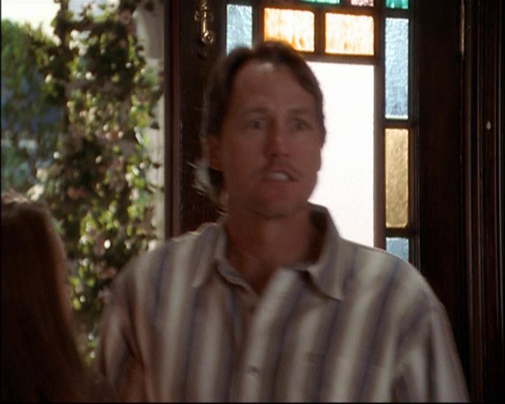 Charmed-Online-dot-net_803RunPiperRun1456.jpg