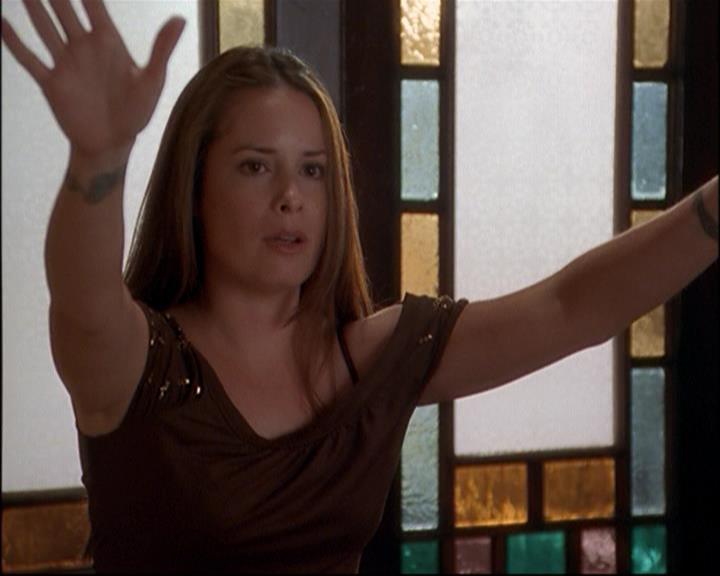 Charmed-Online-dot-net_803RunPiperRun1461.jpg