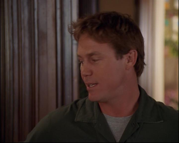 Charmed-Online-dot-net_803RunPiperRun1498.jpg