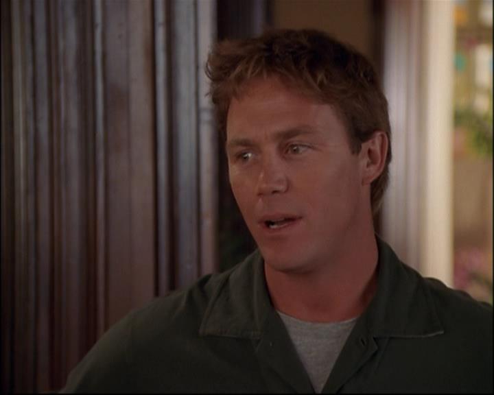 Charmed-Online-dot-net_803RunPiperRun1499.jpg