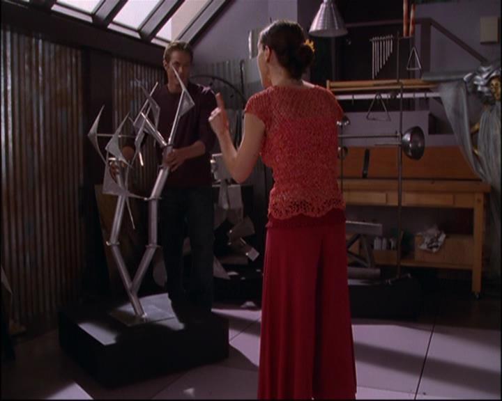 Charmed-Online-dot-net_803RunPiperRun1549.jpg