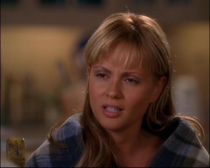 Charmed-Online-dot-net_803RunPiperRun1748.jpg