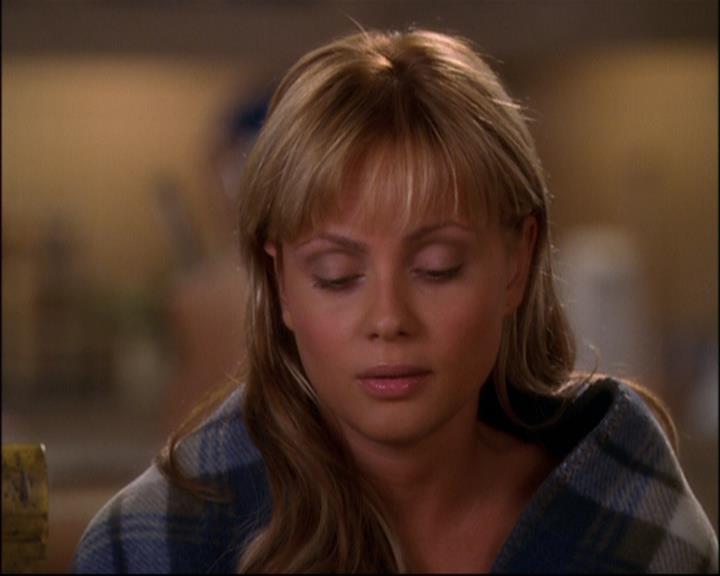 Charmed-Online-dot-net_803RunPiperRun1790.jpg