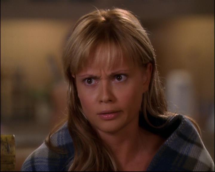 Charmed-Online-dot-net_803RunPiperRun1798.jpg