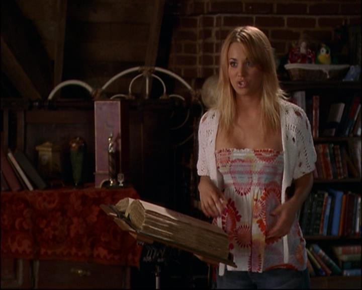 Charmed-Online-dot-net_803RunPiperRun1856.jpg