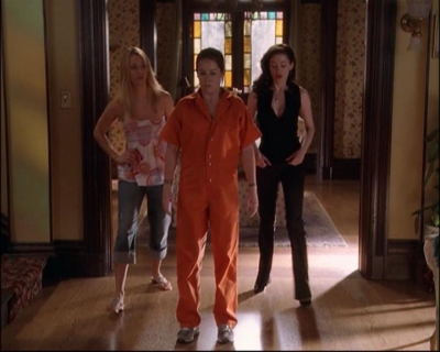 Charmed-Online-dot-net_803RunPiperRun1301.jpg