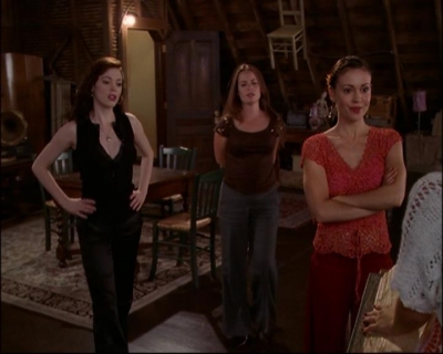 Charmed-Online-dot-net_803RunPiperRun1864.jpg