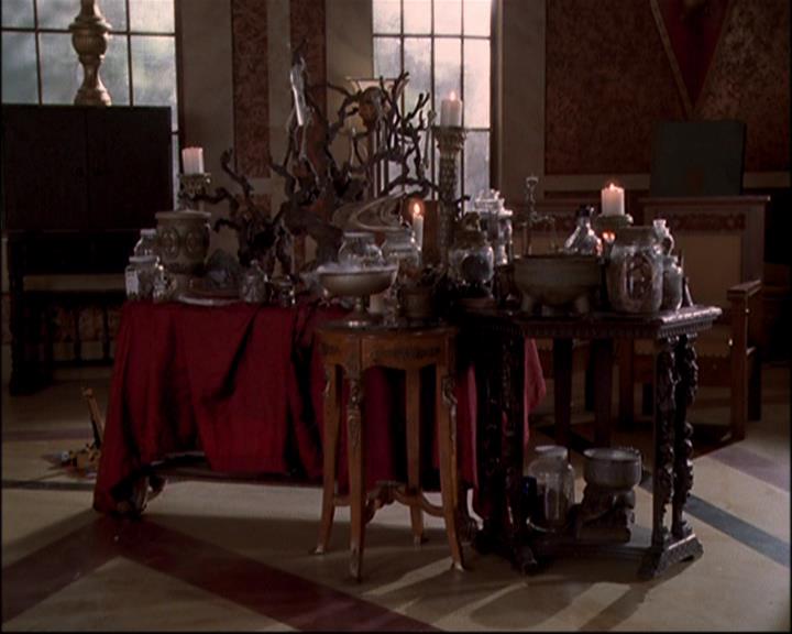 Charmed-Online-dot-net_804DesperateHousewitches0799.jpg