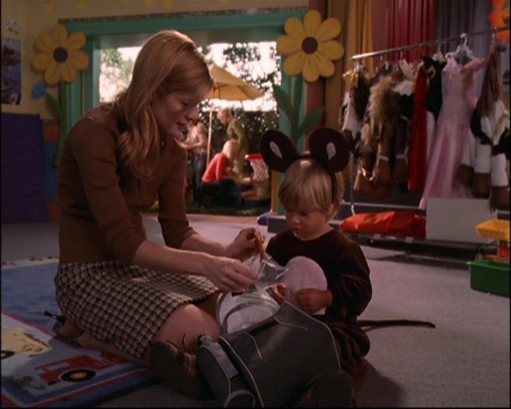 Charmed-Online-dot-net_804DesperateHousewitches1277.jpg