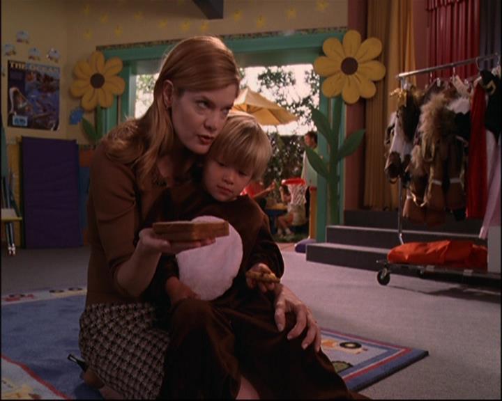 Charmed-Online-dot-net_804DesperateHousewitches1307.jpg