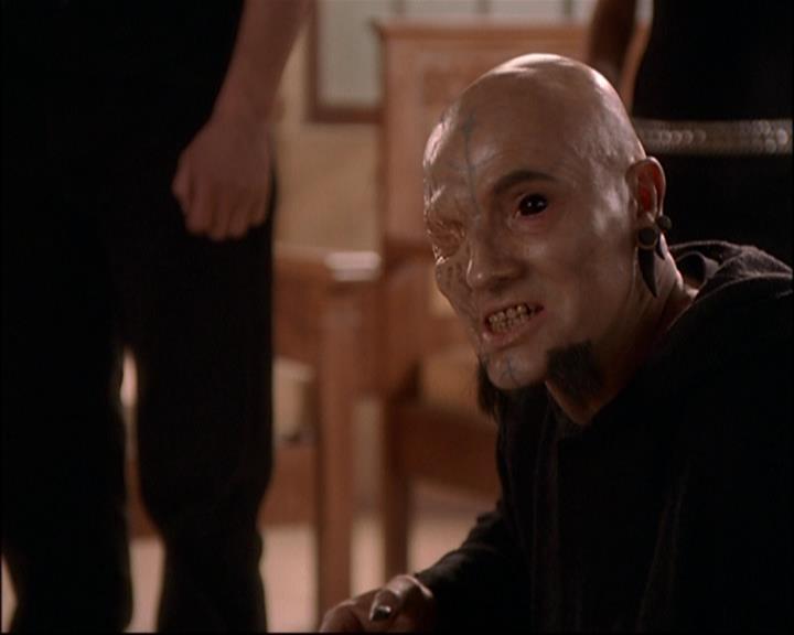 Charmed-Online-dot-net_804DesperateHousewitches1934.jpg Charmed-Online-dot-net_804DesperateHousewitches1934.jpg