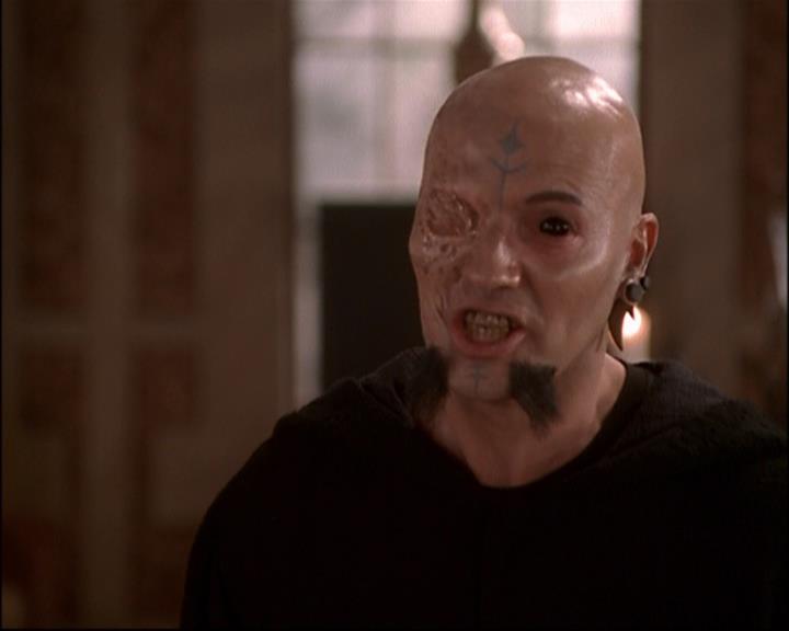 Charmed-Online-dot-net_804DesperateHousewitches2053.jpg