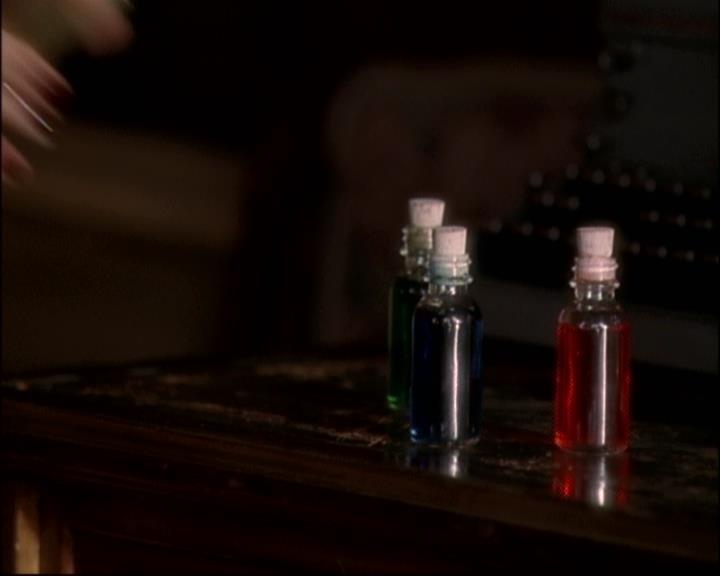 Charmed-Online-dot-net_805Rewitched0077.jpg Charmed-Online-dot-net_805Rewitched0077.jpg