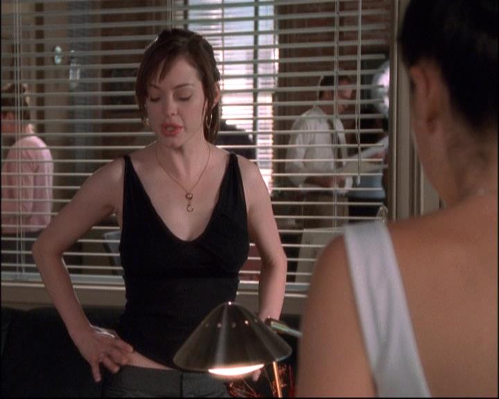 Charmed-Online-dot-net_806KillBillieVol1-0401.jpg