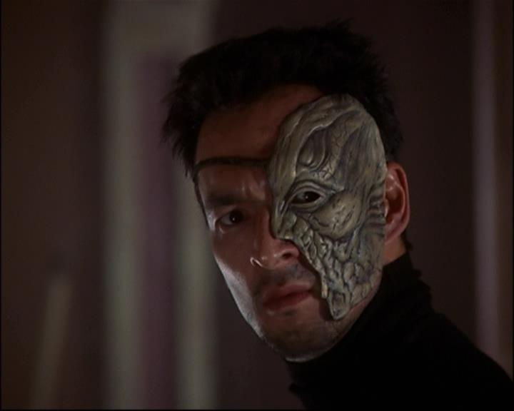 Charmed-Online-dot-net_806KillBillieVol1-0479.jpg