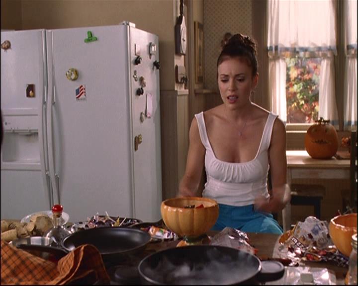 Charmed-Online-dot-net_806KillBillieVol1-0667.jpg