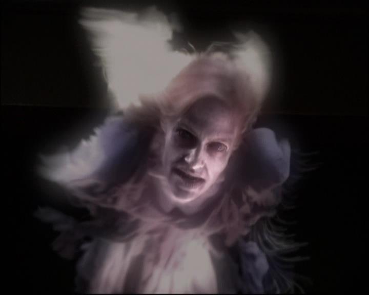 Charmed-Online-dot-net_806KillBillieVol1-1356.jpg